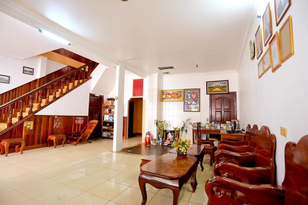 Hang Tep Hostel Siem Reap Buitenkant foto
